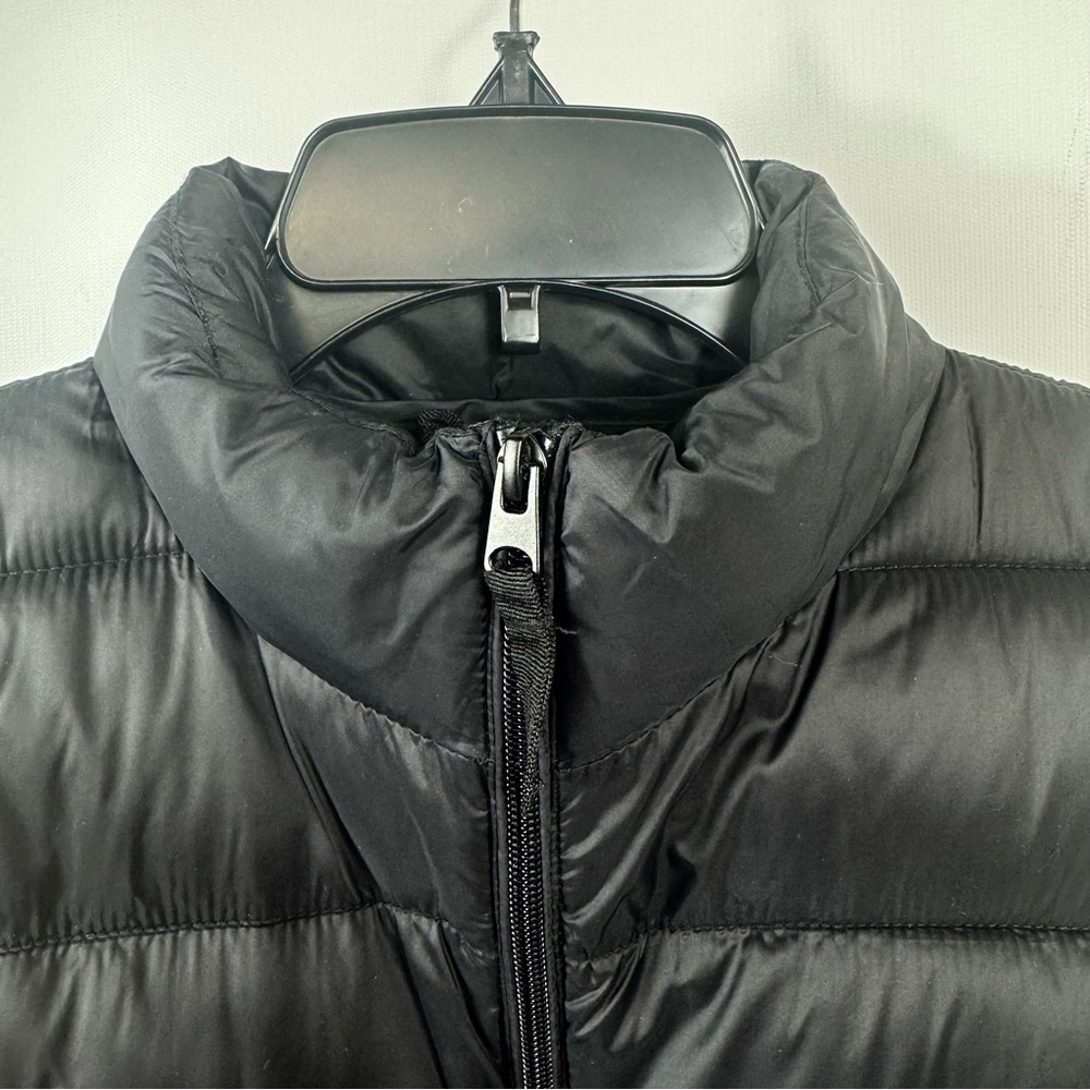 Love Tree Ultra Light Packable Women’s Vest - Black - Med - like new - Picture 12 of 16